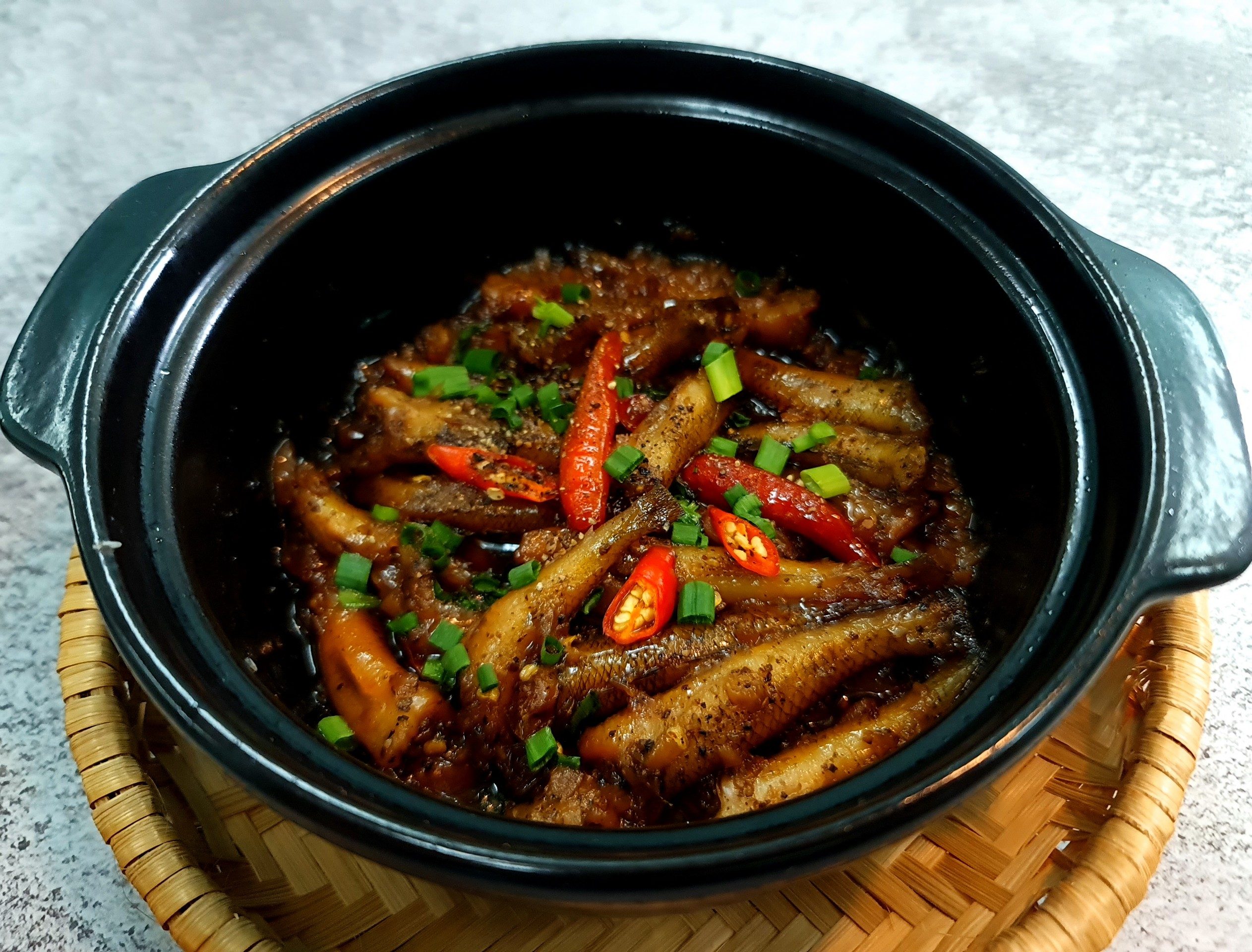 cá bống kho tộ